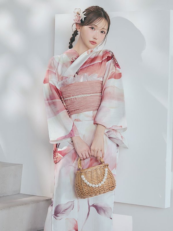 モデル：菅野結以 身長：163cm 着用サイズ：Fサイズ