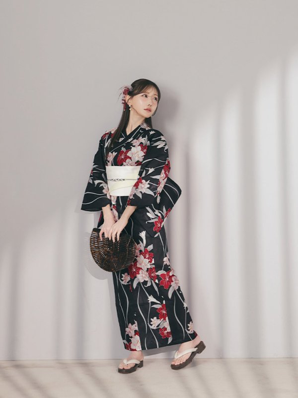 モデル：菅野結以　身長：163cm　着用サイズ：Fサイズ