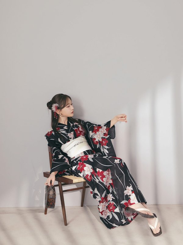 モデル：菅野結以　身長：163cm　着用サイズ：Fサイズ