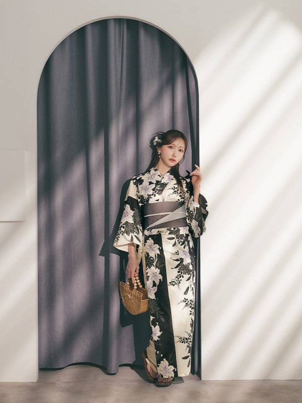 モデル：菅野結以　身長：163cm　着用サイズ：Fサイズ