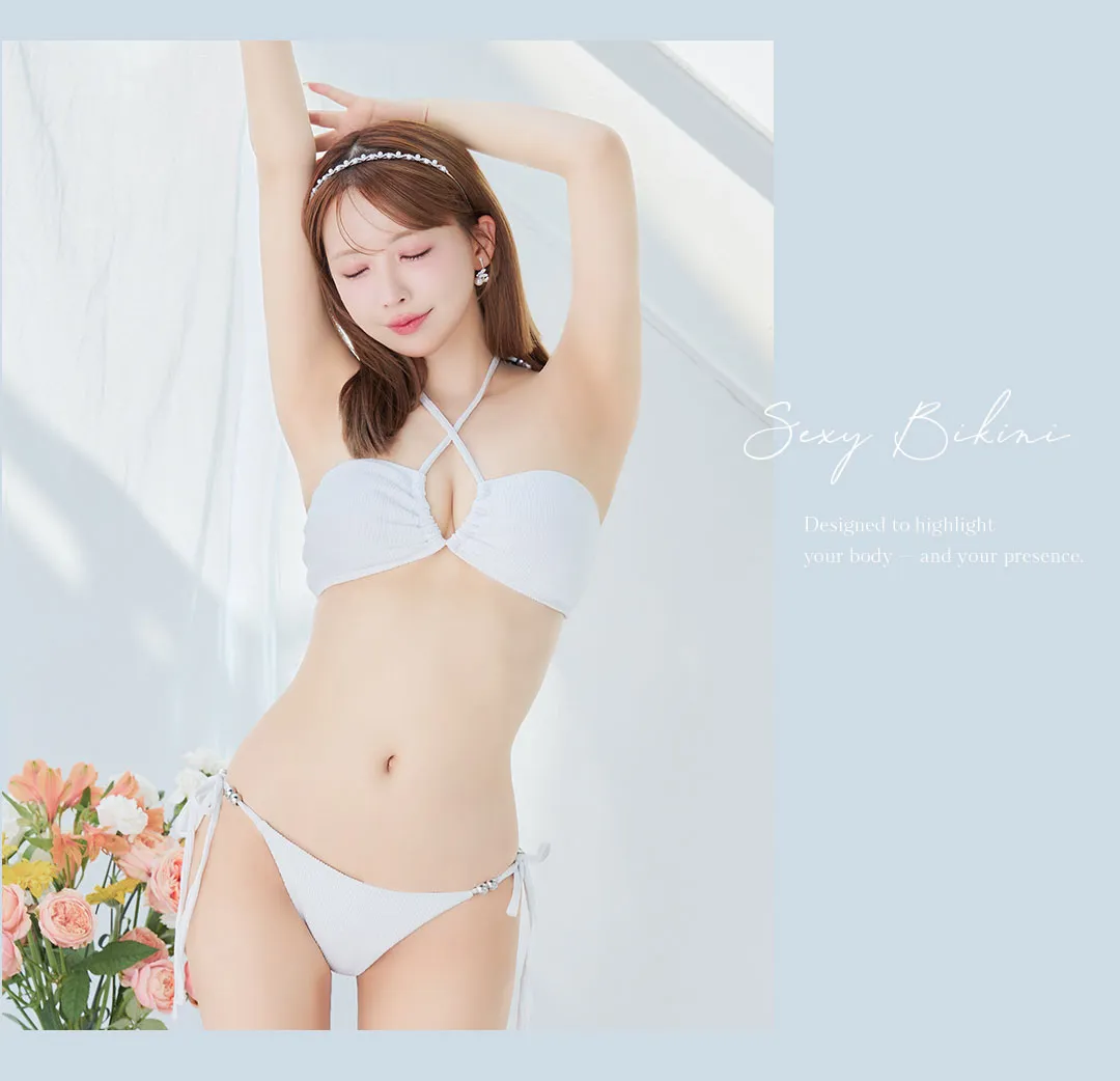 三上悠亜が着る、お姉さん系ブラックビキ11