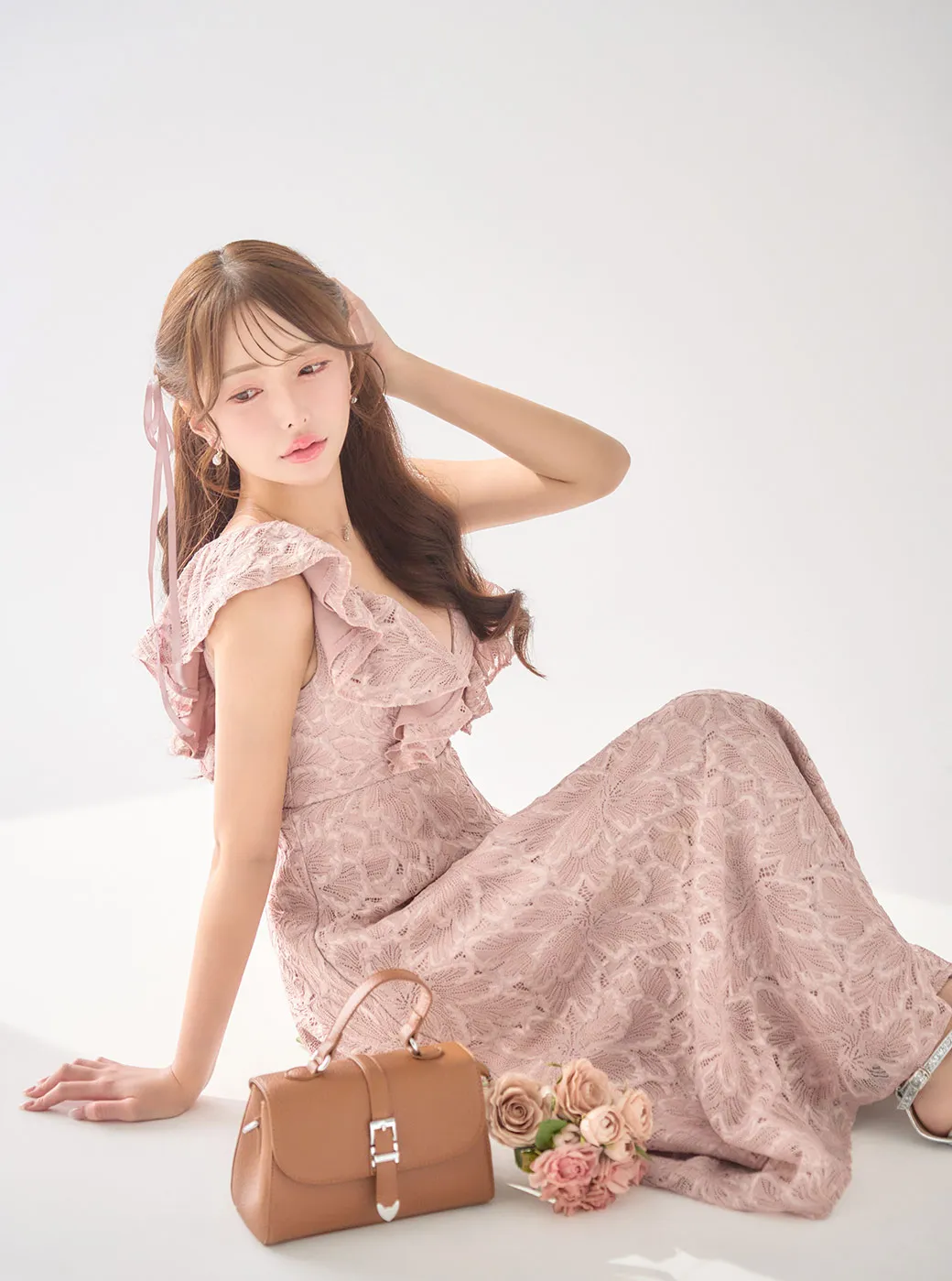 【sifeel/シフィール】花柄刺繍フリルショルダーミディアムフレアワンピース/キャバドレス