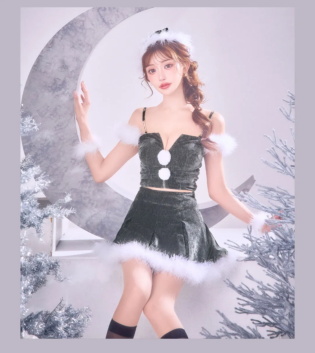 グレー×ベージュの大人カジュアルサンタ6