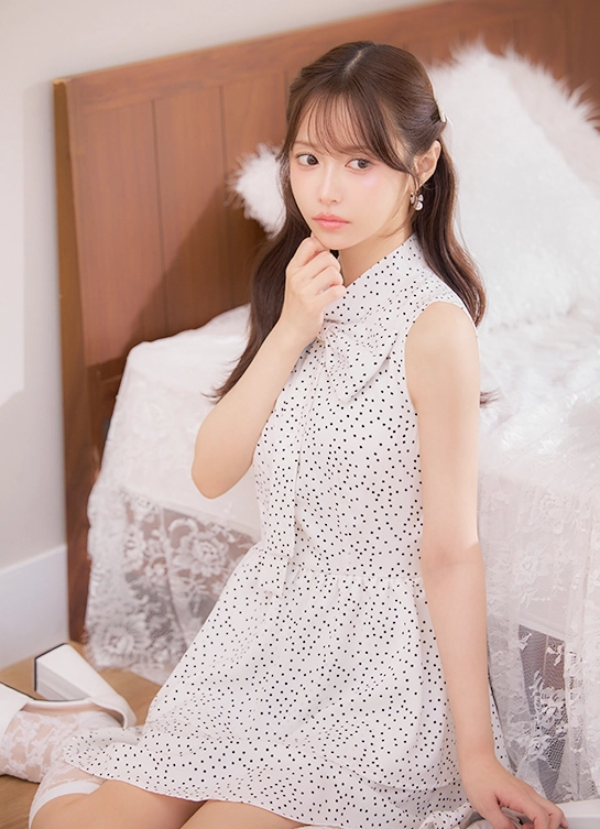 ボウタイリボンドットフレアワンピース/キャバドレス