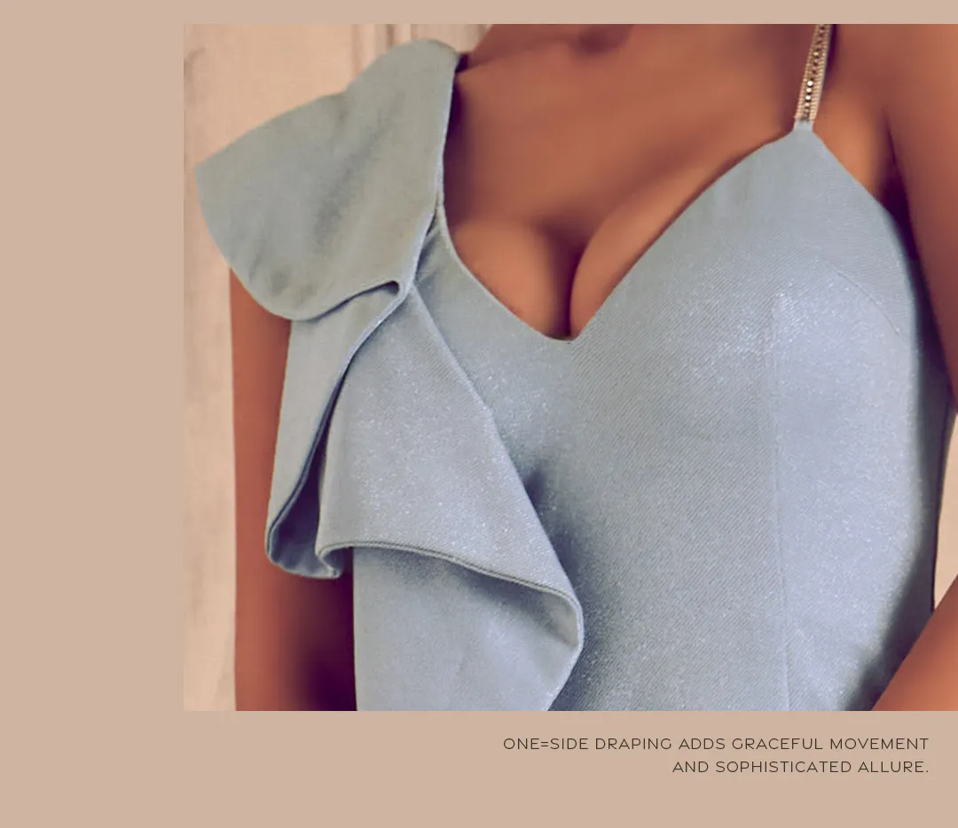 ミディアム / アシメ / ドレープ / タイト / ライトブルー / 上品 / 大人フェミニン / エレガント / スリット / 高見え 2