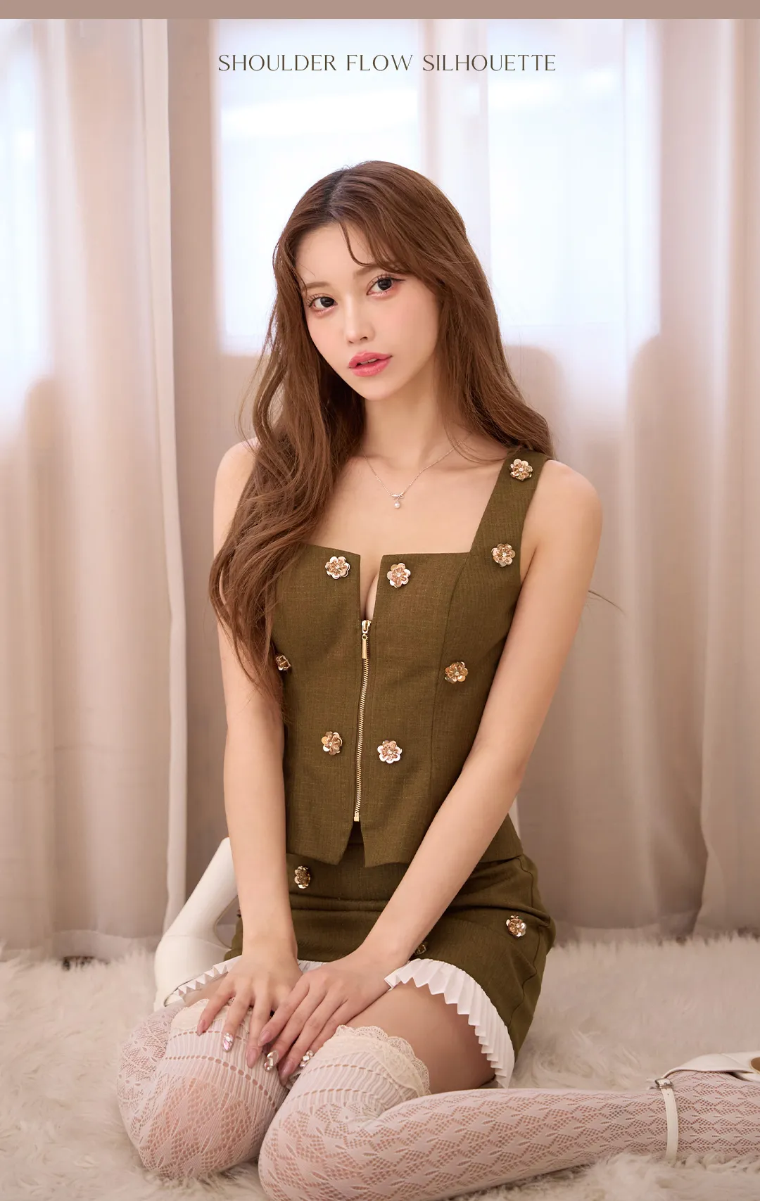 ビジュードレス / ブラウンベージュ / 大人ガーリー / ミニドレス / 上品かわいい / フェミニン / キャバドレス / 華やかデザイン / 甘さ控えめ / 高級感 4