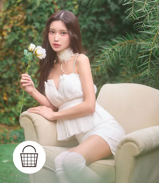 柔らかく見せておいてちゃんとくびれてる、ずるい白