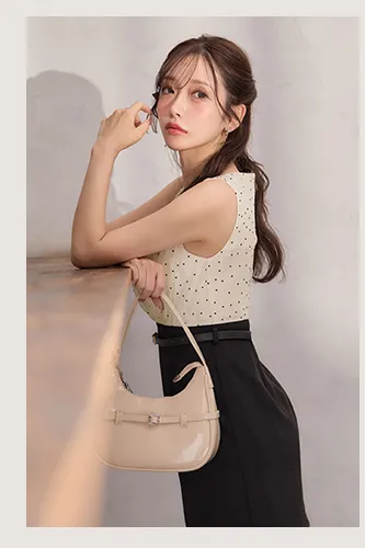 フィリア札幌 朝陽凪 バイカラードレス着用