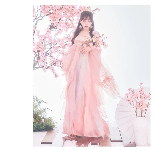 吉木千紗都が着る、ワンホンに大人気の新作漢服-4