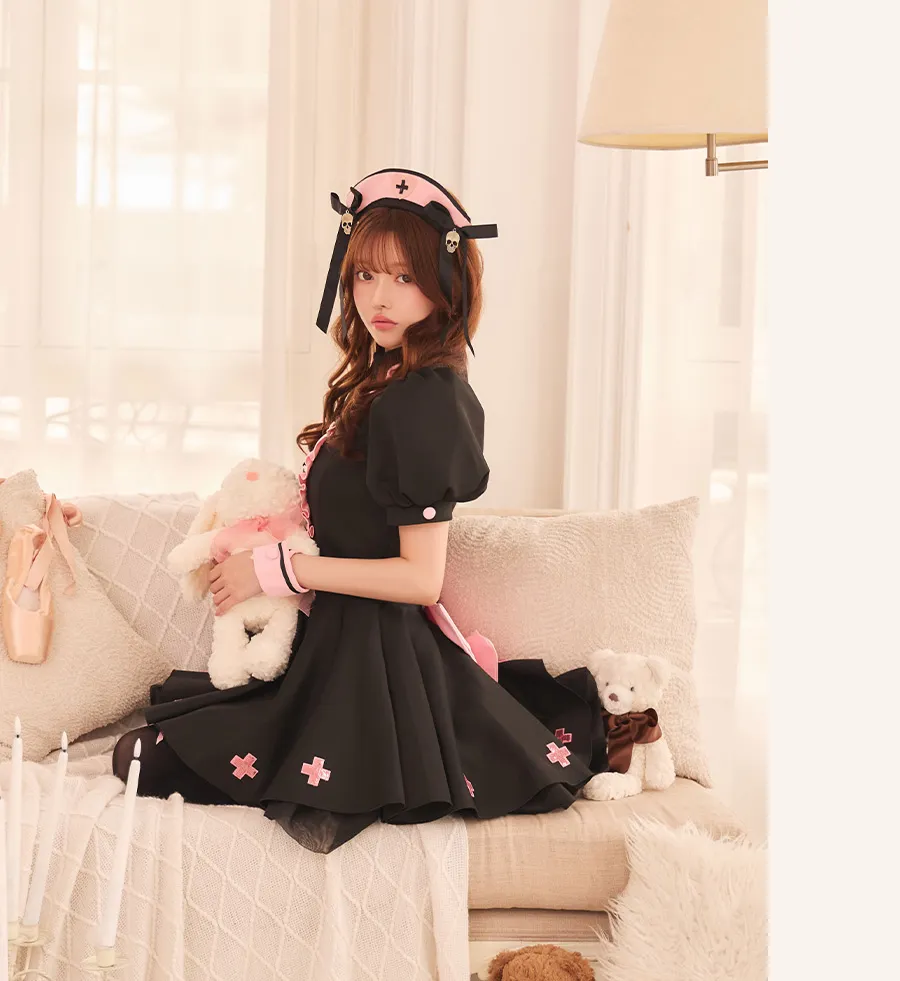 人気キャバ嬢ももか＆羽澄まりがきる、マリームーンコスプレ2026