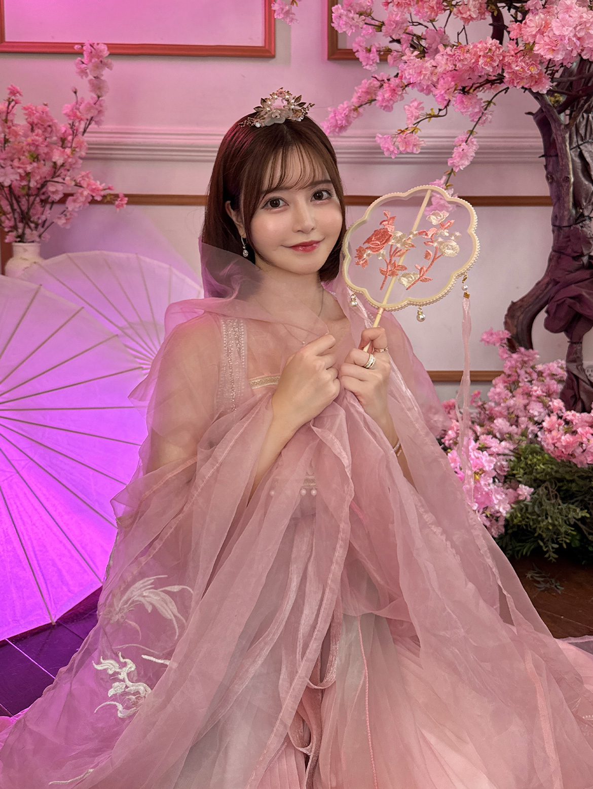 漢服衣装を着用した投稿写真