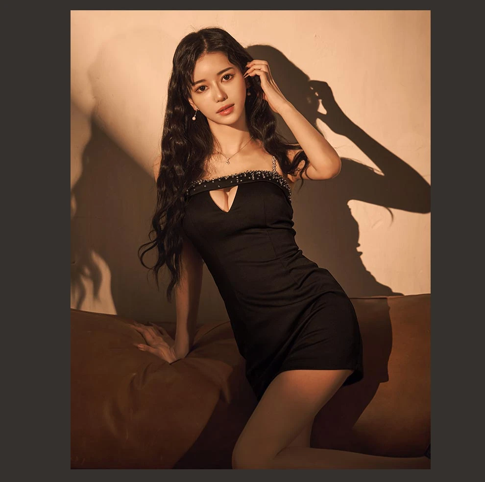 カットアウトビジューキャミタイトミニ4