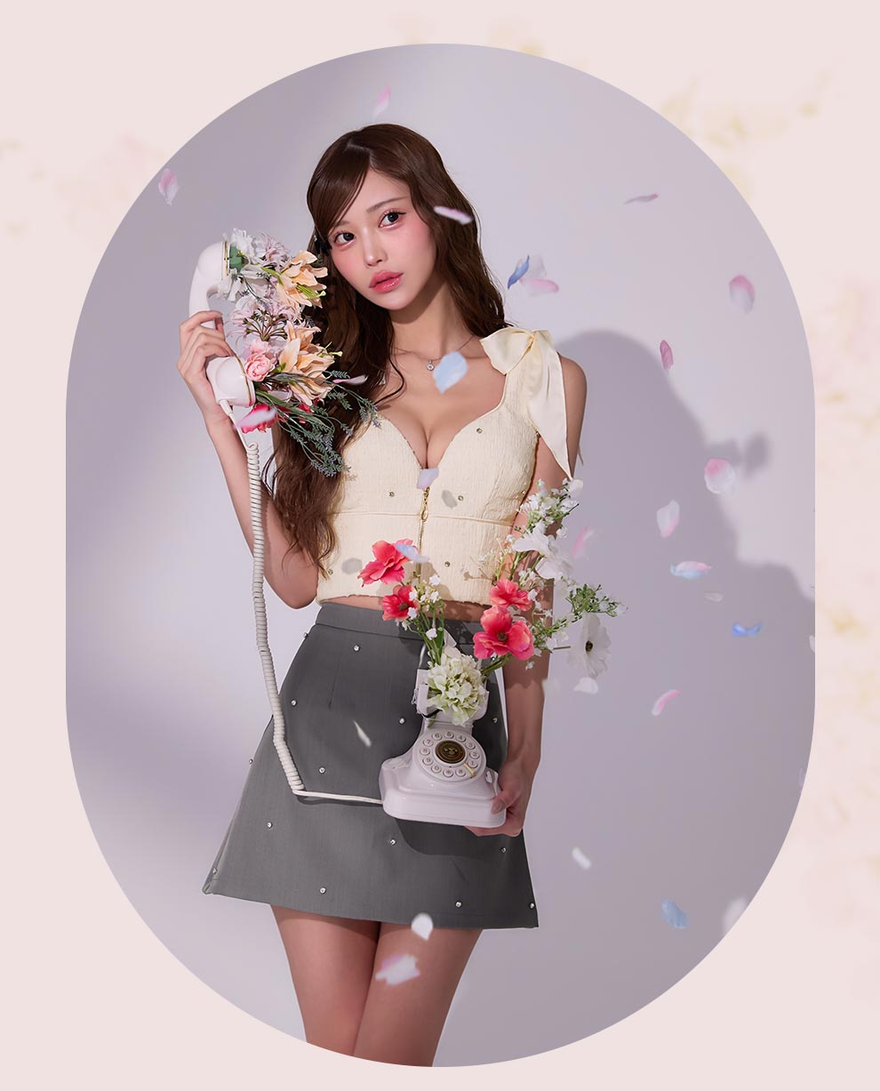 ベージュショルダーリボンビジューセットアップ1