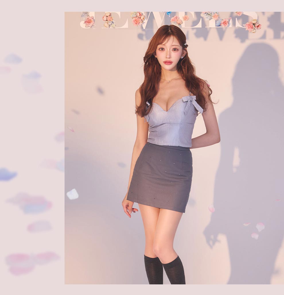 明日花キララちゃん着用 リボンバイカラーセットアップドレス9