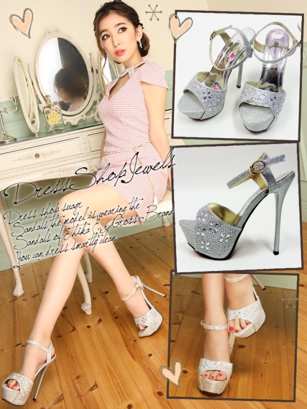 画像16: 再入荷!輝くビジューがぎっしり敷き詰められたRichな優秀ストラップサンダル☆[OF02] (16)