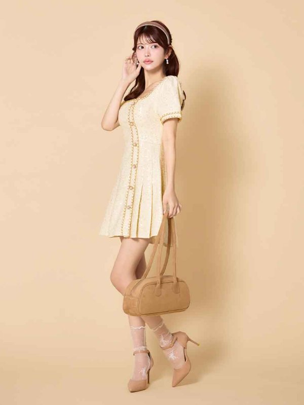 モデル:まりん 身長:163cm 着用サイズ:Sサイズ