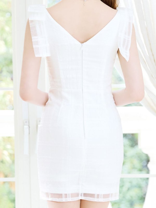 モデル：桜伊みやこ　身長：168cm　着用サイズ：Sサイズ