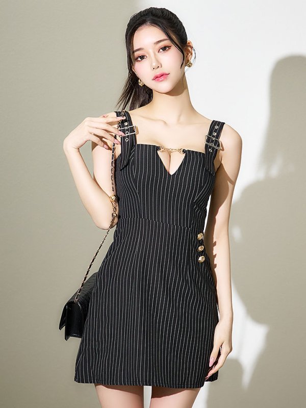 モデル:ゆりお 身長:165cm 着用サイズ:Sサイズ