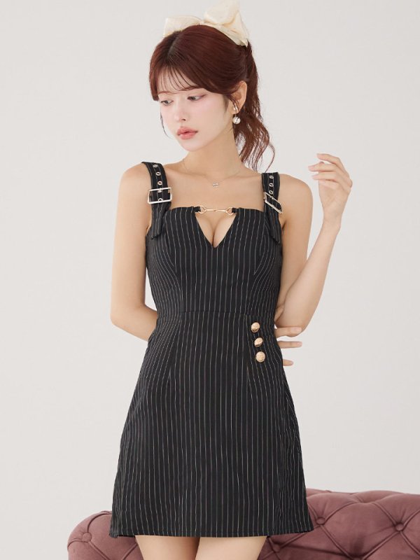 モデル：まりん　身長：163cm　着用サイズ：Sサイズ