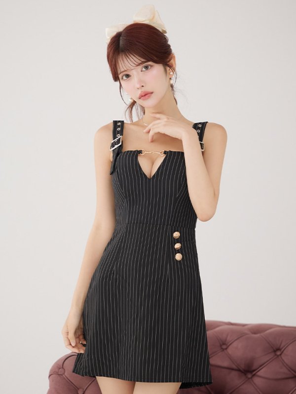 モデル：まりん　身長：163cm　着用サイズ：Sサイズ