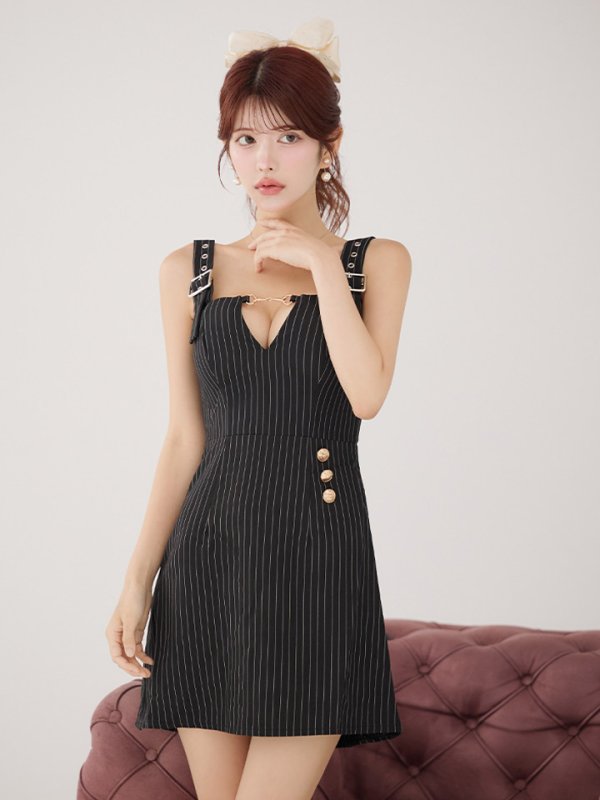 モデル：まりん　身長：163cm　着用サイズ：Sサイズ