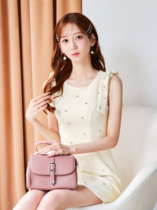 モデル：あすか　身長：170cm　着用サイズ：Sサイズ