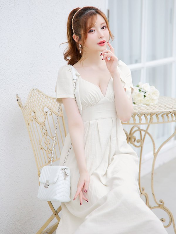 モデル:桜伊みやこ 身長:168cm 着用サイズ:Sサイズ