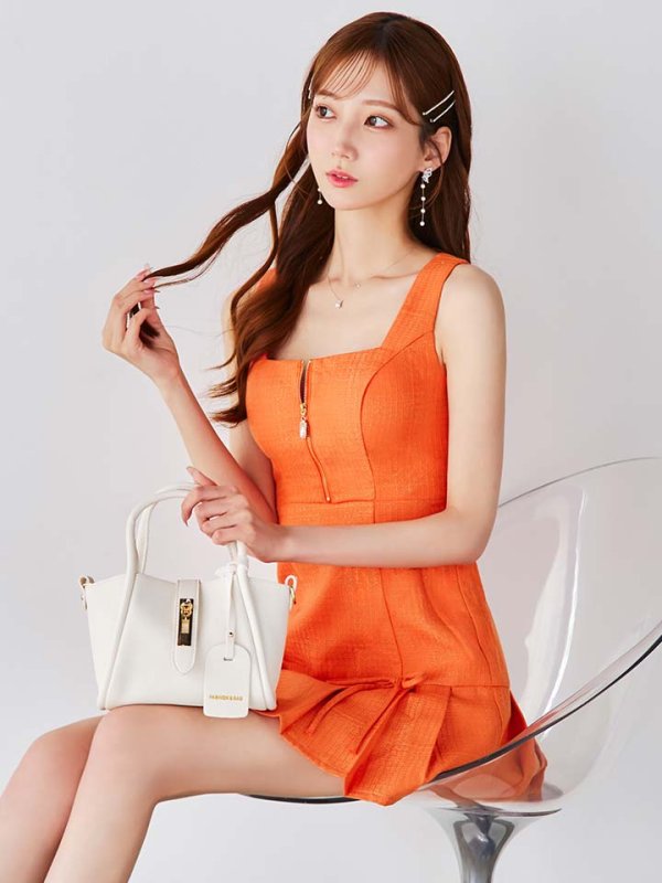 モデル：あすか　身長：170cm　着用サイズ：Sサイズ