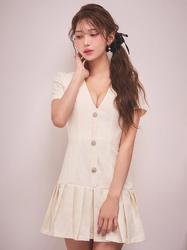 モデル：るりぴ　身長：165cm　着用サイズ：Sサイズ