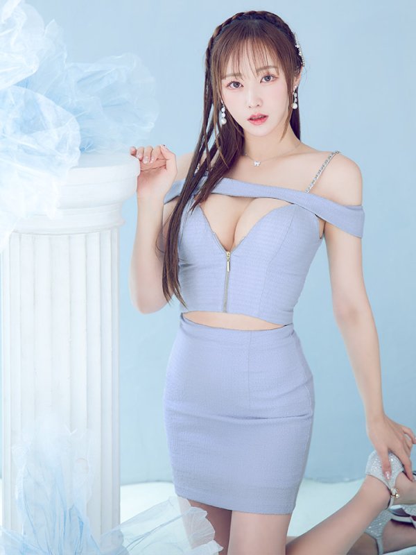 モデル:てんちむ 身長:163cm 着用サイズ:Sサイズ