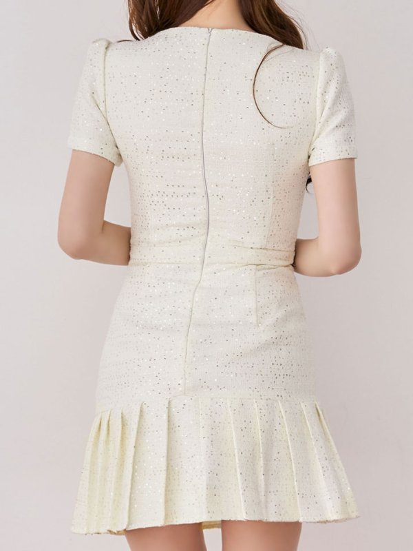 モデル：ゆめ　身長：160cm　着用サイズ：Sサイズ