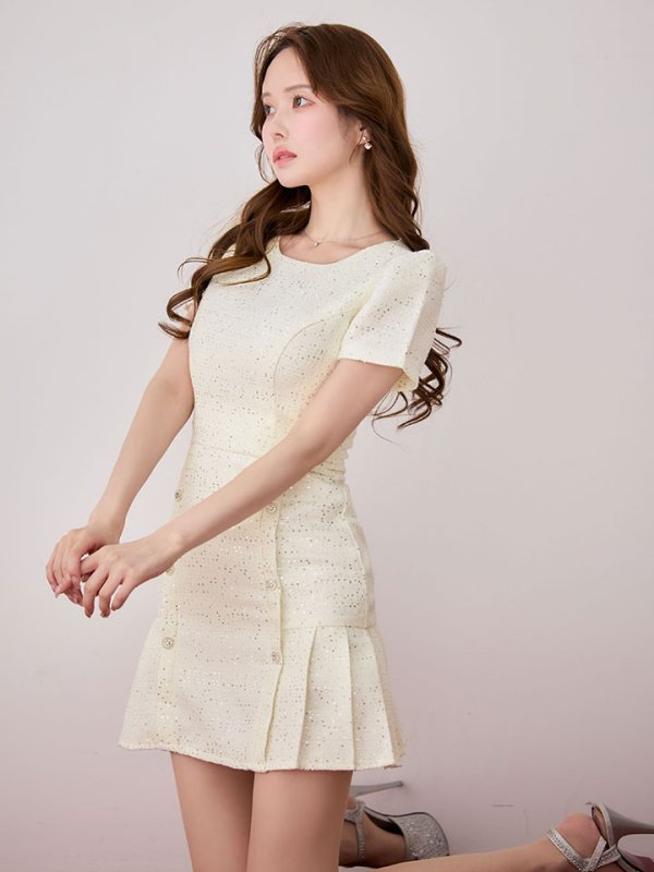 モデル：ゆめ　身長：160cm　着用サイズ：Sサイズ