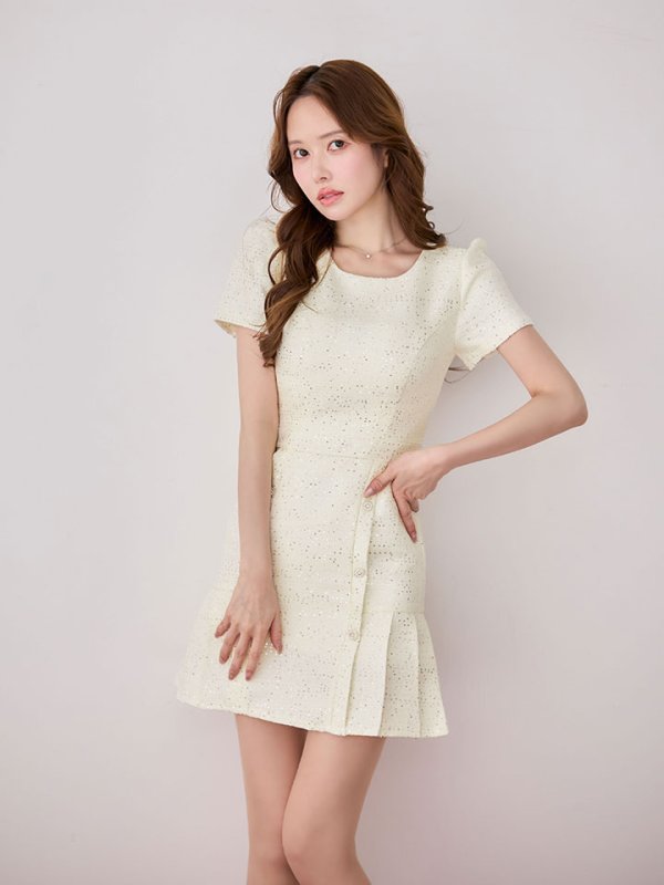 モデル：ゆめ　身長：160cm　着用サイズ：Sサイズ