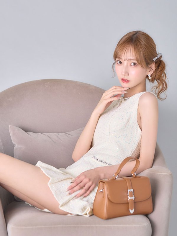 モデル:あすか 身長:170cm 着用サイズ:Sサイズ