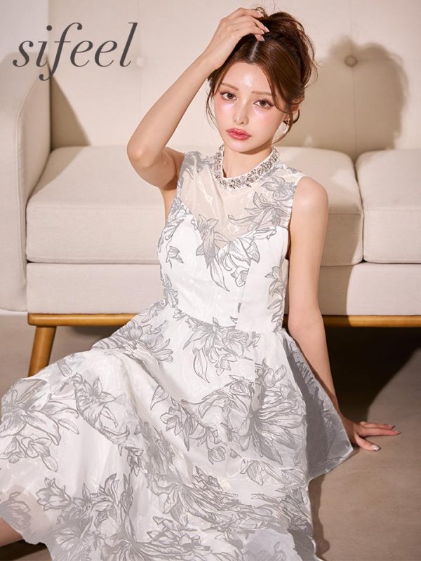 モデル：ももか　身長：156cm　着用サイズ：Sサイズ