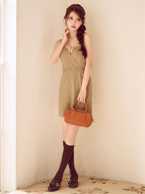 モデル：ももか　身長：156cm　着用サイズ：Sサイズ