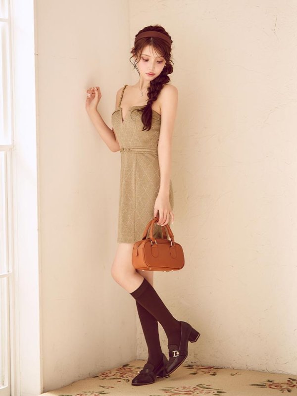 モデル：ももか　身長：156cm　着用サイズ：Sサイズ