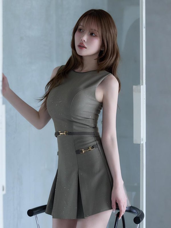 モデル：ゆめ　身長：160cm　着用サイズ：Sサイズ
