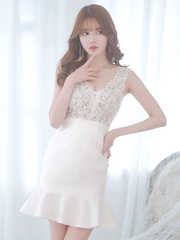 画像3: 【送料無料！】ヌーディーホワイト刺繍レースドレス/ノースリーブ/花柄刺繍/スパンコール/谷間見せ/タイト/マーメイド/ミニドレス/キャバドレス 【XS-Mサイズ/1カラー】[HC02-U] 【YN】dzw (3)