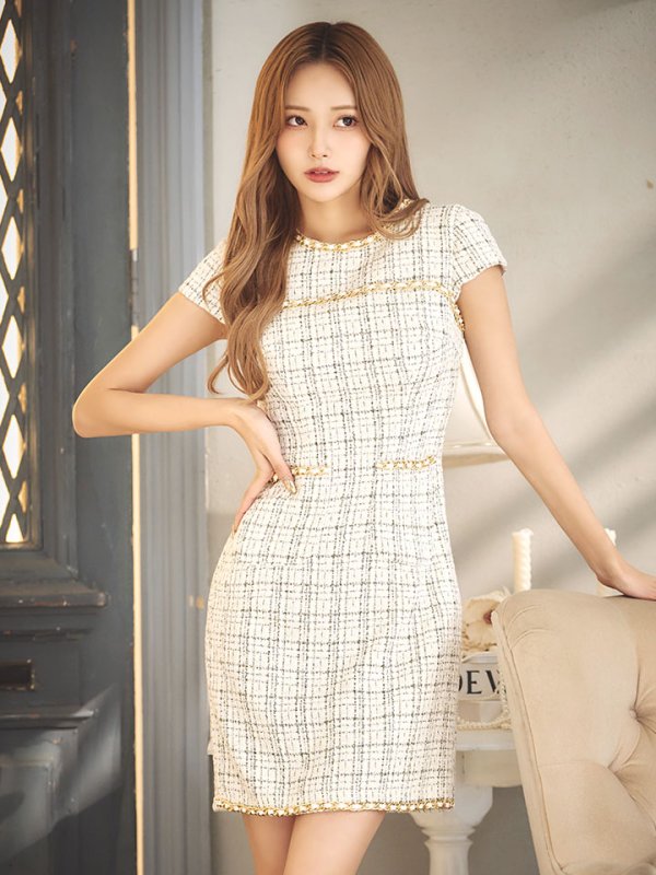 モデル：PyunA.(ぴょな)　身長：160cm　着用サイズ：Sサイズ