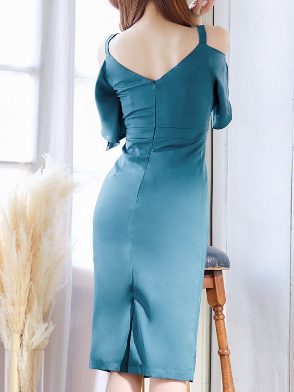 モデル：真優川咲　身長：159cm　着用サイズ：Sサイズ