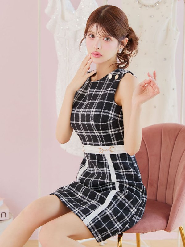 モデル：まりん　身長：163cm　着用サイズ：Sサイズ