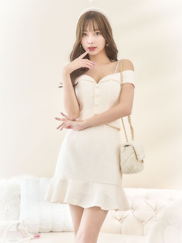 画像4: 【送料無料！】Lサイズ登場!ラメツイードドレス/オフショルダー/セットアップ/2ピース/チェック柄/マーメイドスカート/ビジューストラップ/ボタン/谷間見せ/背中見せ/ミニドレス/キャバドレス【XS-Lサイズ/2カラー】[HC02-X] 【YN】dzy (4)