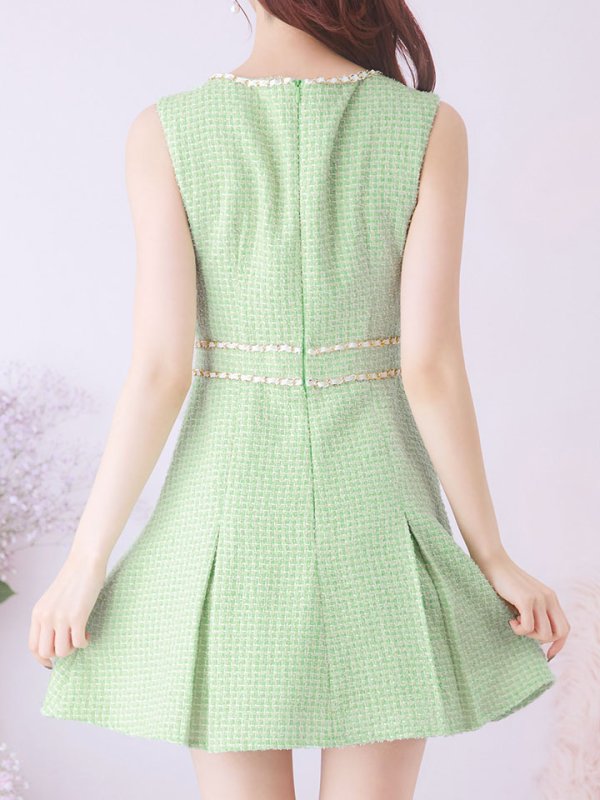 モデル：阿部なつき　身長：160cm　着用サイズ：Sサイズ