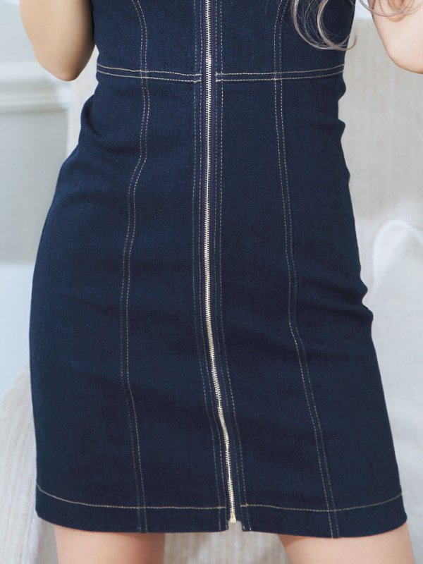 モデル：如月れい　身長：156cm　着用サイズ：Sサイズ