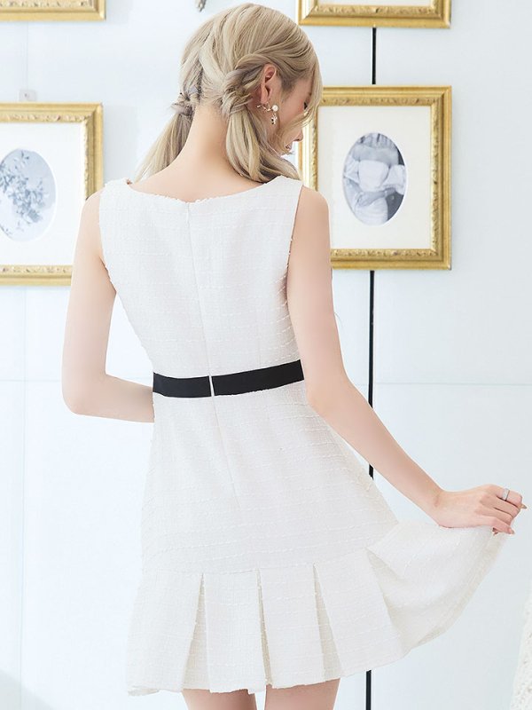 画像7: マーメイドツイードドレス/ノースリーブ/フラワーモチーフブローチ/谷間見せ/背中隠し/ミニドレス/キャバドレス【S-Mサイズ/1カラー】[OF03] 【YN】dzw (7)