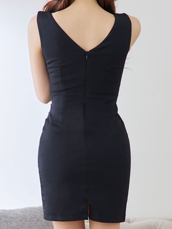 画像7: 送料無料！ツイストデコルテドレス/ビジュー/ノースリーブ/オープンカット/シアー/スリット/透け/谷間見せ/背中見せ/無地/ストレッチ/ミニドレス/キャバドレス【XS-Mサイズ/2カラー】[OF03] 【YN】dzj【一部予約商品/1月中旬発送予定】 (7)