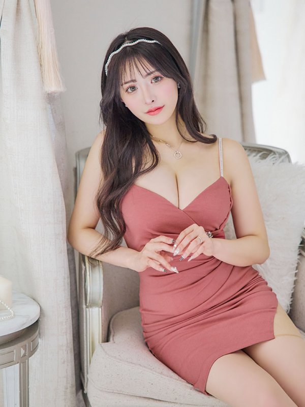 モデル：かるあ　身長：156cm　着用サイズ：Sサイズ