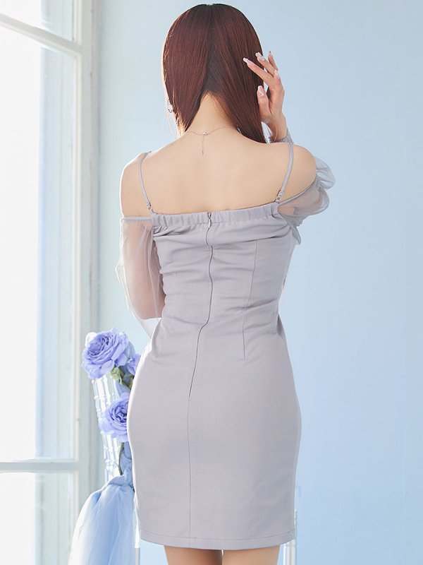 モデル:真優川咲 身長:159cm 着用サイズ:Sサイズ