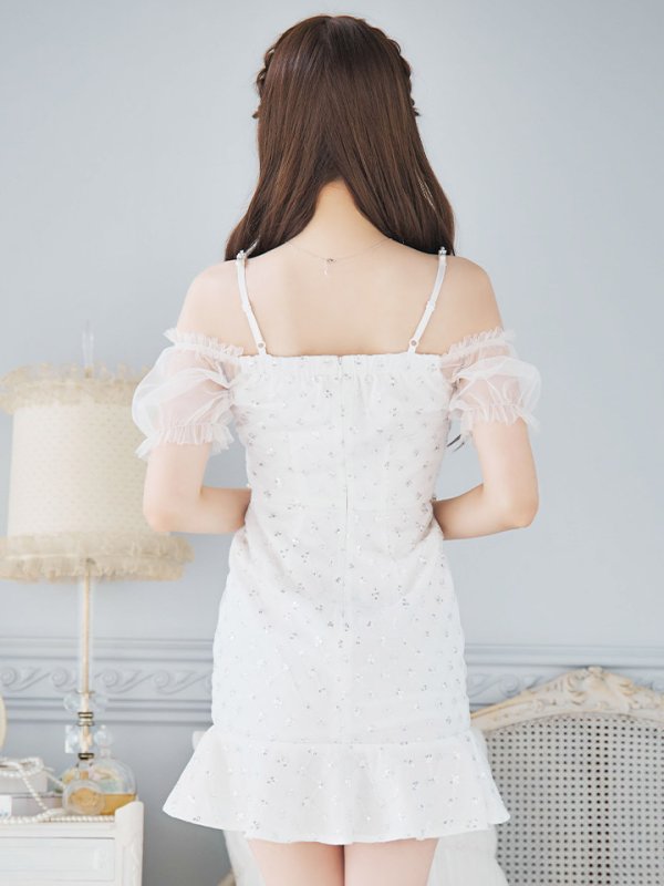 モデル:羽澄まり 身長:158cm 着用サイズ:Sサイズ